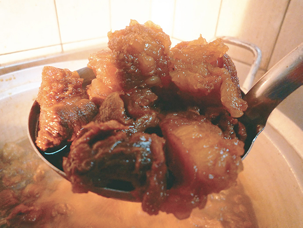 【A-230】大吉商店 近江牛 すじ煮込み ２００g×５袋［高島屋選定品］