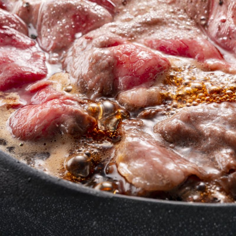 【近江牛 西川畜産】A5ランク雌牛 すき焼用 約850g（モモ・カタ・ウデ・バラ系等）
