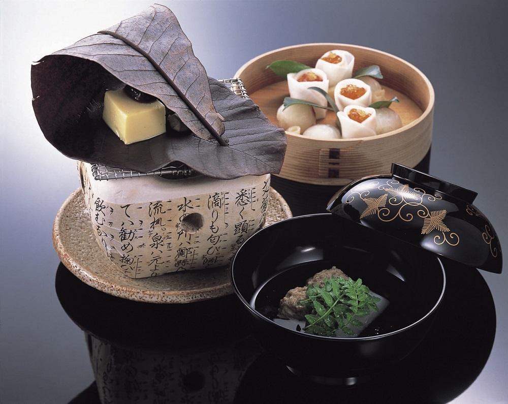 【炭屋旅館】ペアディナー食事券（懐石料理）［ 京都 京料理 食事 ディナー 人気 おすすめ 老舗 グルメ チケット 割引 ］ 