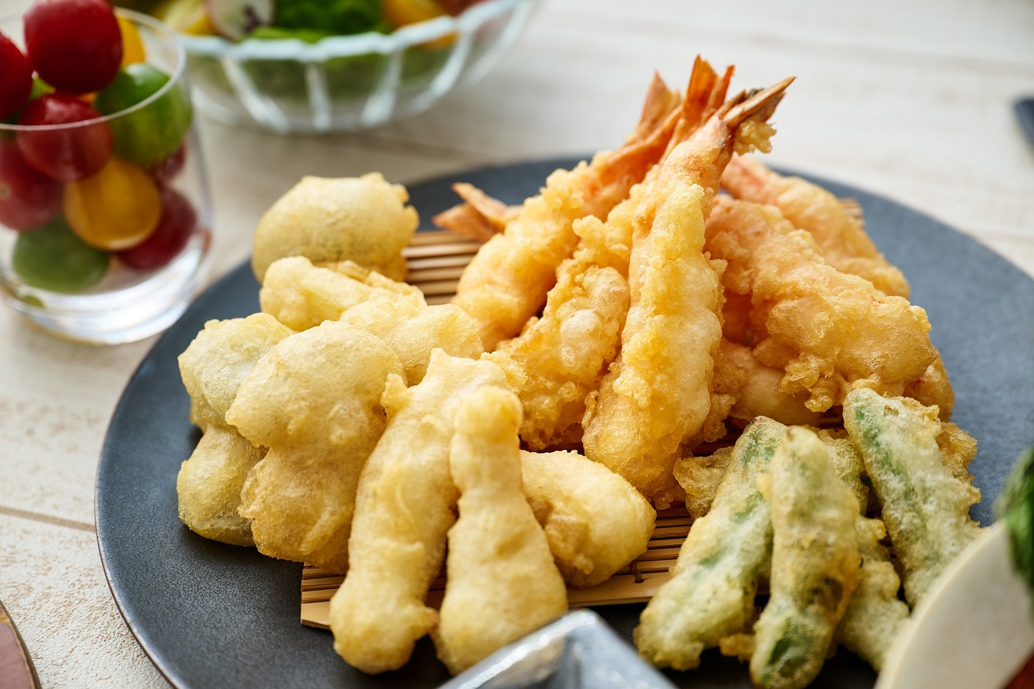 【ホテルグランヴィア京都／カフェレストラン ル・タン 】ランチバイキング2名様分｜京都駅直結 人気ホテル カジュアルダイニング 食事券［ 駅直結 大規模 カフェレストラン ランチバイキング ペア食事券 2人 人気 おすすめ 食事 ビュッフェ グルメ 旅行 観光 ホテル ふるさと納税 ］