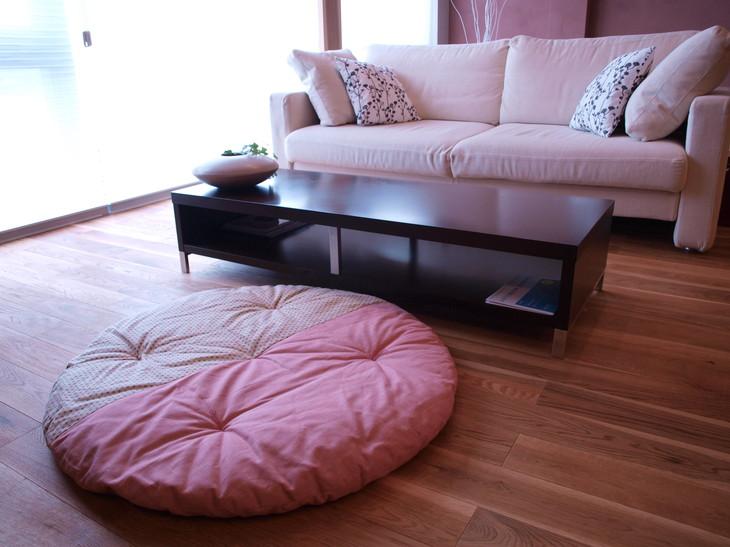 【 洛中高岡屋 】赤ちゃんがほほ笑む寛ぎのアイテム せんべい座ぶとん（3色あられ・薔薇）