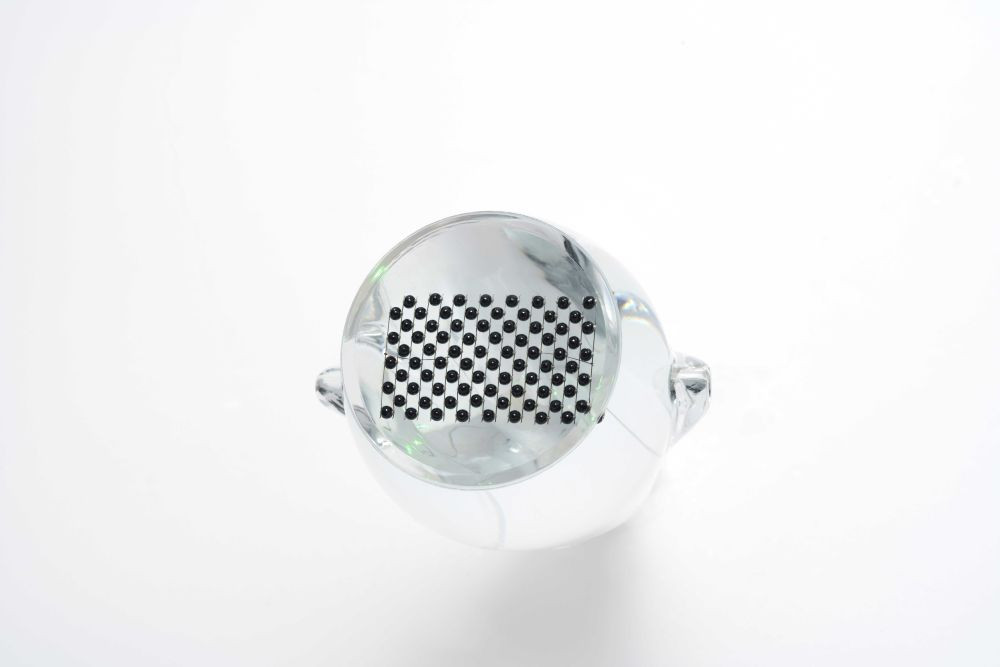 【世界初の全方位受光ソーラー】スフェラーペンギン＜ピンク＞［ 京都 世界初 太陽電池 スフェラ―パワー ペンギン ソーラー オブジェ かわいい 不思議 水槽用装飾品 ふるさと おしゃれ かっこいい 京都 通販 送料無料 ふるさと納税 ］ 