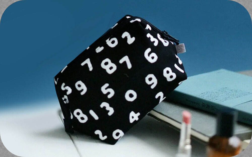 【SOU・SOU】がまポーチ/SO-SU-U昆(こん)濡羽色(ぬればいろ)｜京都 ポーチ 人気ブランド［ テキスタイルデザイン 京都 ブランド 鞄 ソウソウ おしゃれ 人気 おすすめ シンプル 柄 旅行 おでかけ ポーチ かばん プレゼント ギフト お取り寄せ 通販 送料無料 ふるさと納税 ］