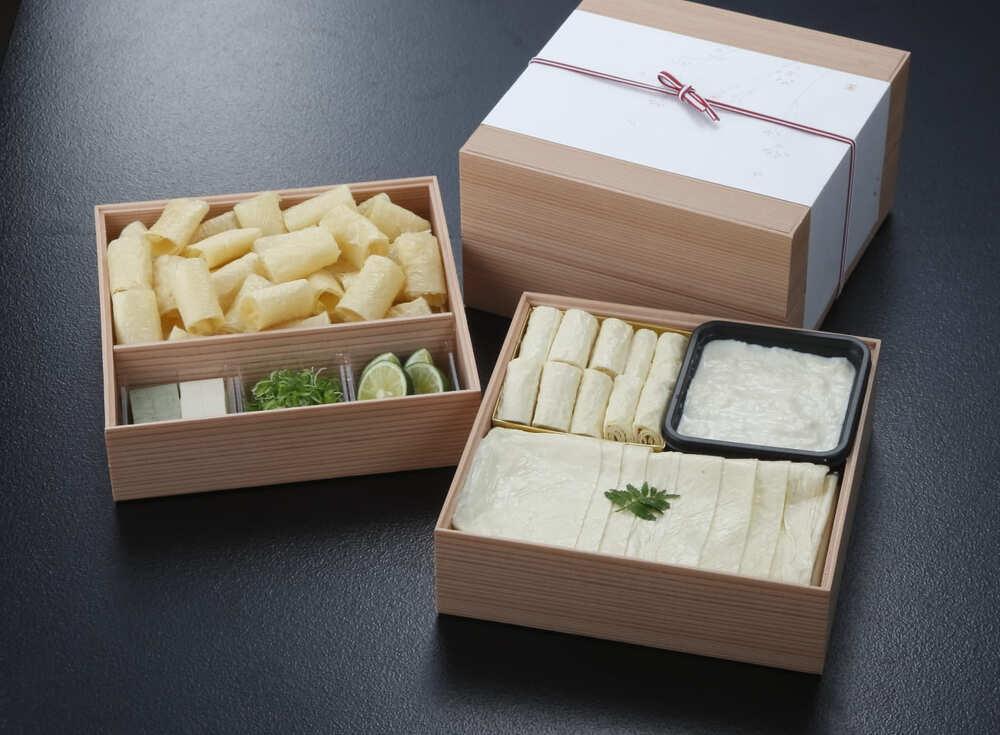 【京湯葉 ゆば庄】京湯葉のしゃぶしゃぶ二段セット｜京都 グルメ しゃぶしゃぶ 鍋 人気セット[ 老舗 名店 湯葉 京湯葉 お鍋 おいしい おすすめ 人気 お取り寄せ 通販 送料無料 ] 