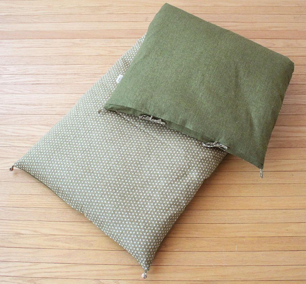 【 洛中高岡屋 】うたた寝にちょうどいい寛ぎのアイテム　カバータイプごろ寝敷きふとん＜ゆったりサイズ＞（グリーン系）