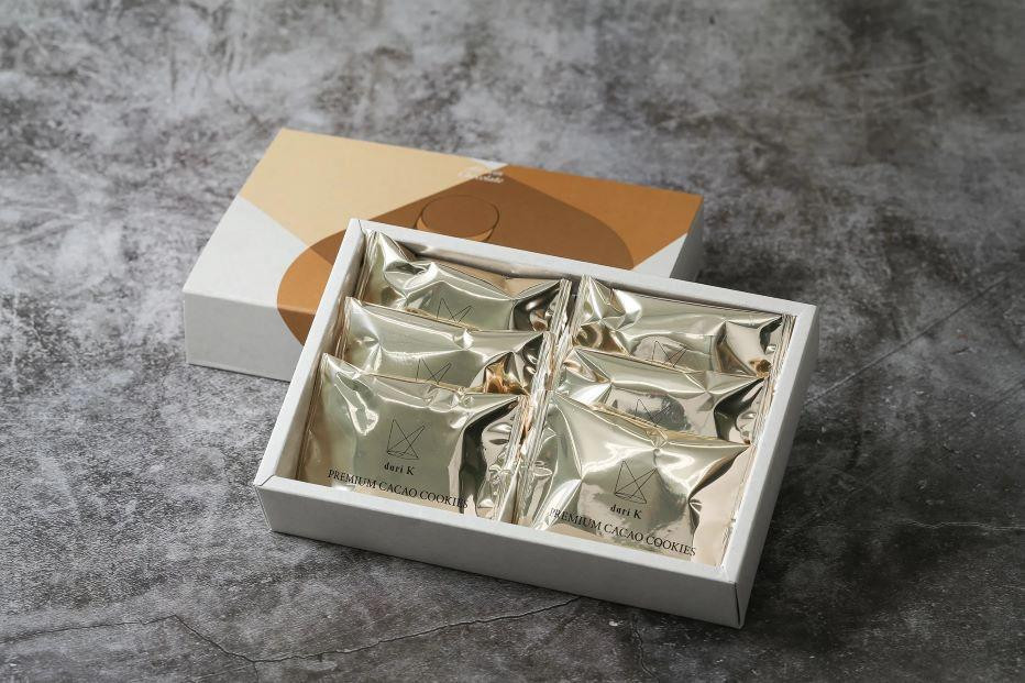 【高島屋選定品】＜dari K(ダリケー）＞カカオサンドクッキー2種食べ比べセット(ダーク・ミルク)［ 京都 チョコレート カカオを通して世界を変える 人気 おすすめ ギフト プレゼント 贈答 お取り寄せ お菓子 スイーツ ］