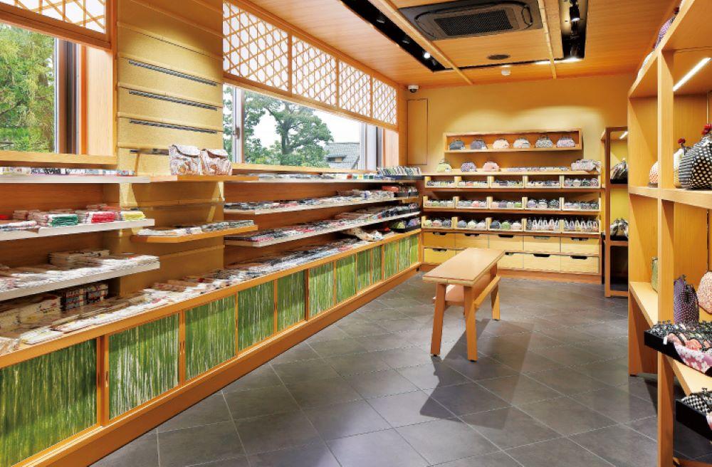 【荒川】京都ならでは！SOU・SOU×荒川益次郎商店風呂敷★菊づくし 東風（こち）★