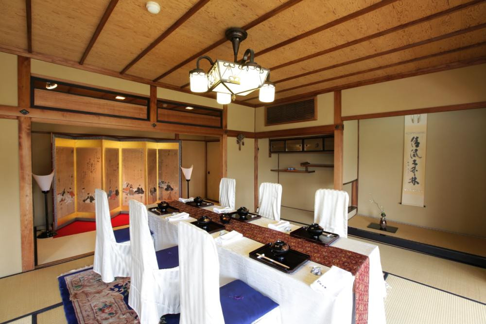 【下鴨茶寮本店】懐石【禄膳】ペア食事券｜京都 老舗料亭 人気店 ［ 京都 老舗 料亭 ランチ・ディナー共通 食事券 旧三井家下鴨別邸の観覧付き 人気 おすすめ グルメ 京料理 京懐石 送料無料 ふるさと納税 ］