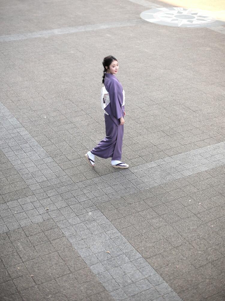 【たゆたふ】30秒で着られる色無地 袷 六花（ROCCA）（濃紺 Ｌサイズ）