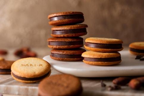 ãdari KïŒããªã±ãŒïŒãã«ã«ãªãµã³ãã¯ãããŒ2çš®é£ã¹æ¯ã¹ã»ããïŒããŒã¯ã»ãã«ã¯ïŒÃ4ç®±  äº¬éœ ãã§ã³ã¬ãŒã ã«ã«ãªãéããŠäžçãå€ãã äººæ° ãããã ã®ãã ãã¬ãŒã³ã èŽç ãåãå¯ã ãèå ã¹ã€ãŒã 