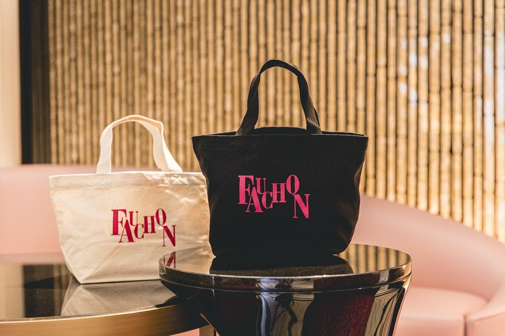 【サロン ド テ フォション】 アフタヌーンティーペアチケット＜オリジナルトートバッグ付＞| 京都 パリ発 人気ホテル カフェチケット 食事券［ アフタヌーンティーチケット 食事券 2人 スコーン 焼き菓子 スイーツ 紅茶 コーヒー カフェ 人気 おすすめ 記念 お祝い ホテル 旅行 観光 食事 ふるさと納税 ］