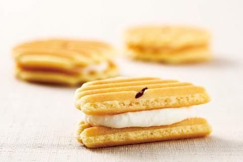 ＜定期便・年4回＞ 【鼓月】姫千寿せんべい三段箱（シュガークリーム・有機抹茶・有機ほうじ茶）各12枚入　［ 京都 老舗 和菓子 千寿せんべい 有名店 人気 おすすめ お菓子 スイーツ お取り寄せ 通販 ギフト プレゼント 贈答 送料無料 ふるさと納税 ］