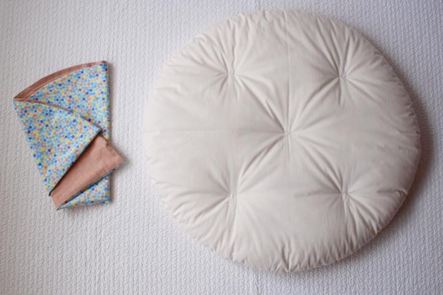 【 洛中高岡屋 】せんべい座ぶとん （撥水ヌード座布団＆洗えるカバーセット）（宝石ミズ＆里桜）