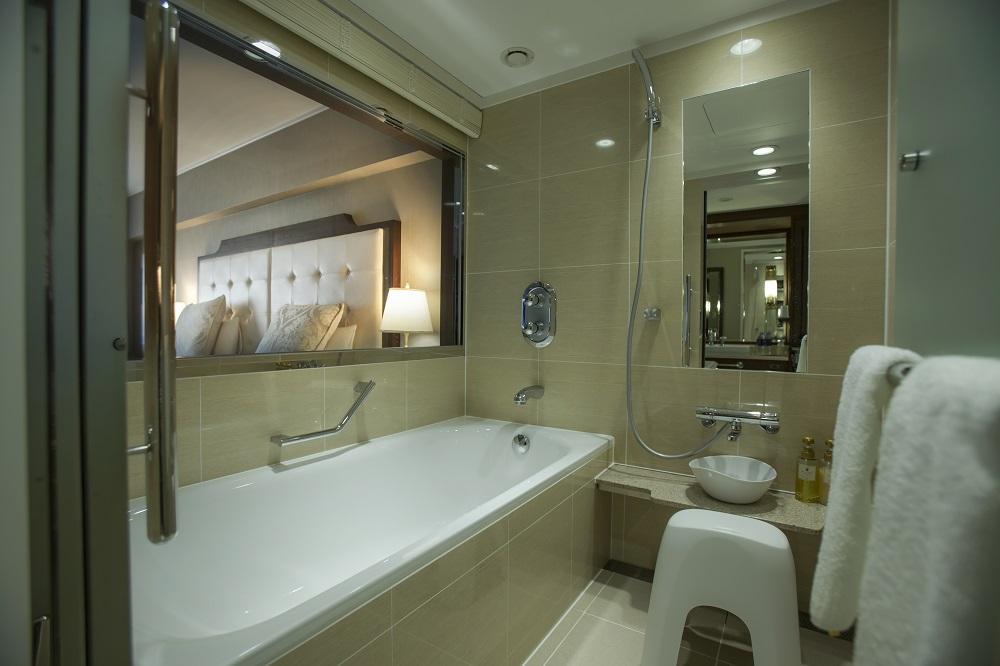 【京都センチュリーホテル】平休日1泊朝食付ペア宿泊券《グランコンフォートデラックスツイン》［ 京都 京都駅 至近 アクセス抜群 快適 便利 ビュッフェ 人気 ホテル 割引 チケット 宿泊券 ギフト券 おすすめ 宿泊 旅行 宿 観光 グルメ ふるさと納税 ］