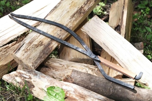 【SkyParade（スカイパレード）】キャンプ用薪バサミ「京薪バサミ」