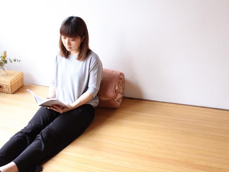 【 洛中高岡屋 】うたた寝にちょうどいい寛ぎのアイテム カバータイプごろ寝敷きふとん（ピンク系）