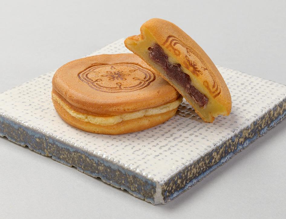 【果朋】特製もちどら 瑠月-luna-18入［ 京都 二条 創作和菓子 綺麗 可愛い 美味しい 人気 おすすめ お取り寄せ ギフト プレゼント 贈答 お菓子 スイーツ ふるさと納税  ］