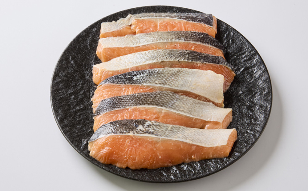 【京阪百貨店厳選】京都伏見「魚三楼」銀鮭西京漬け 70g×6切｜創業250年 老舗料亭 西京漬け 人気セット［ 老舗料亭の西京漬け グルメ 美食 贅沢 おすすめ お惣菜 ギフト プレゼント 贈答 お取り寄せ 通販 送料無料 ふるさと納税 ］