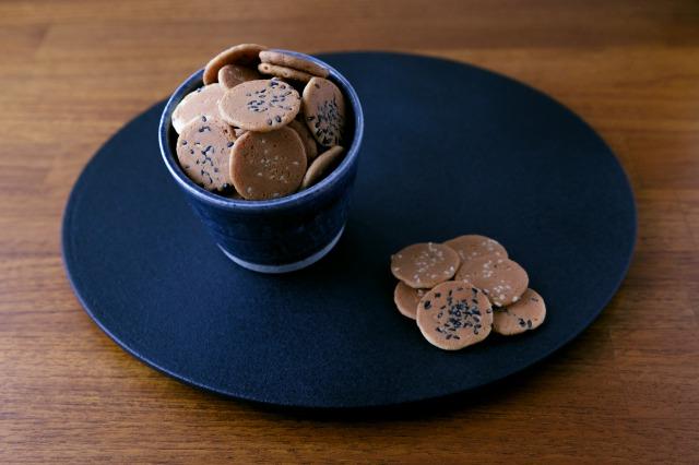 【おせんの里　松屋】元祖 稲荷せんべい・自家製玉子せんべい詰め合わせ