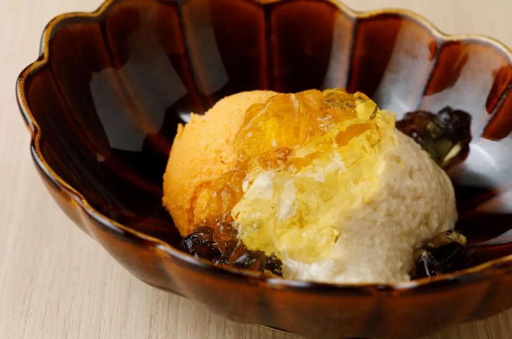 【二條 葵月】【夜】カウンター限定 おまかせ鮨コース（フカヒレ等）お食事券2名様分（ぐるなびセレクション）