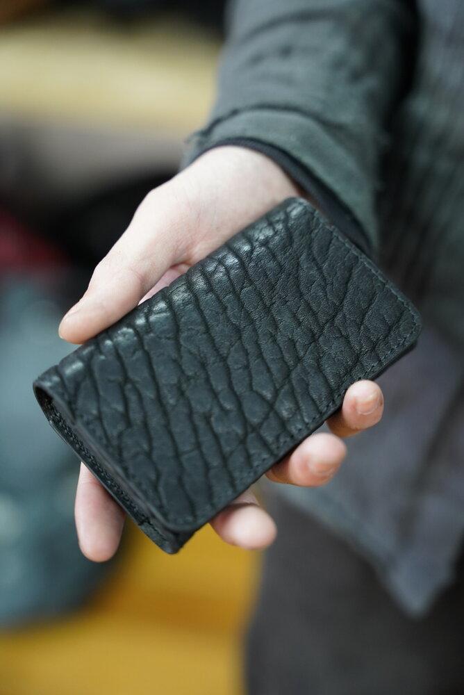 【ierib】名刺入れ / BUSINESS CARD CASE / BULL カラー：BLACK