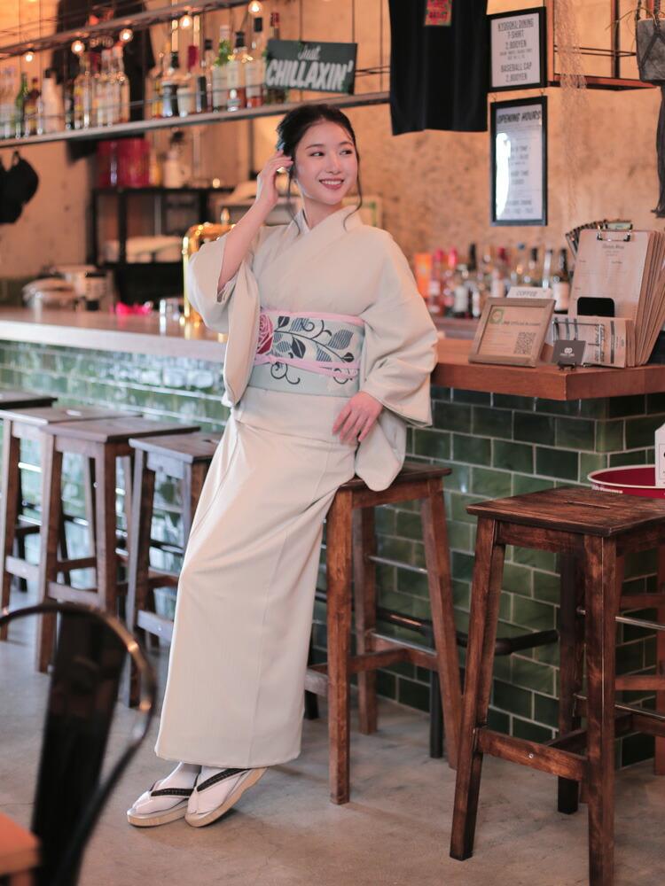 【たゆたふ】30秒で着られる色無地 袷 六花（ROCCA）（薄黄 Ｍサイズ）