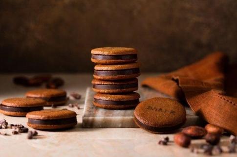 【dari K（ダリケー）】カカオサンドクッキー2種食べ比べセット（ダーク・ミルク）［ 京都 チョコレート カカオを通して世界を変える 人気 おすすめ ギフト プレゼント 贈答 お取り寄せ お菓子 スイーツ ］