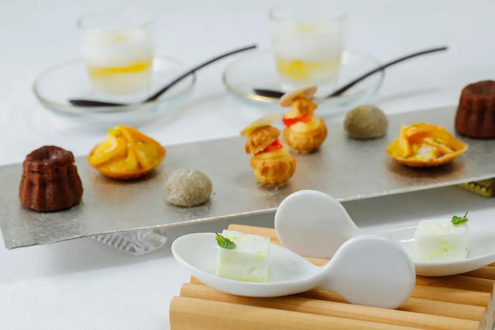 【La Biographie…】≪ディナー≫ディネ おまかせコース3名様（ぐるなびセレクション）