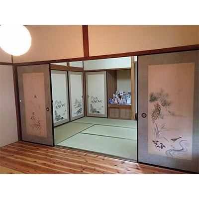 農家民宿『里山ゲストハウス　クチュール』宿泊1名様分+2食(共同調理)+ハイキングガイド(約5時間)【1090643】