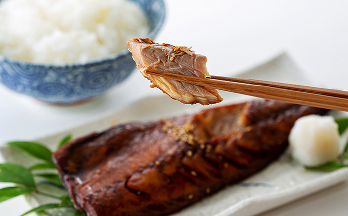 やまいち自慢、干物詰め合わせセット サバ カレイ イカ 一夜干し 桜干し みりん干し 魚 干物 ひもの 詰め合せ セット おつまみ 日本酒 肴  myz02 myz11 myz17