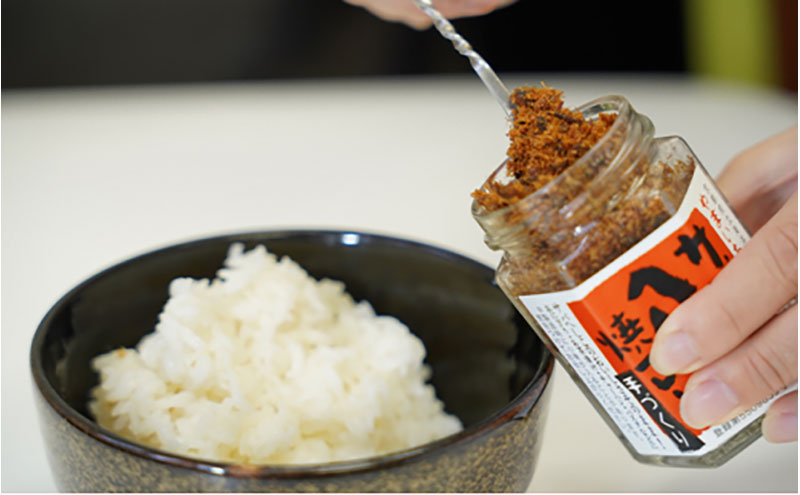サバへしこ焼きフレーク  3瓶　ふりかけ 鯖 料理 土産 ギフト 魚 ごはん 宮津 丹波 京都 海洋高校 ヘシコ フレーク おにぎり お茶漬け チャーハン パスタ 手作り アレンジ 水産物 魚介 伝統料理 特産 myz02 myz11 myz17