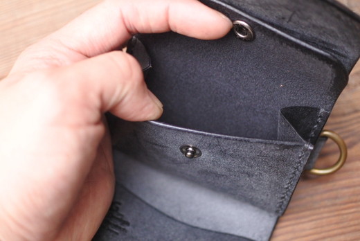 【選べるカラー3色】三つ折りウォレット 手のひらサイズ 財布 本革 全3色 雑貨 日用品 ファッション おすすめ 革小物