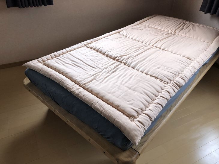 ベッドパッド ダブル コットン100% 敷きパッド＜かめやオリジナル＞《布団 敷布団 綿 コットン 天然素材 手作り 寝心地抜群》