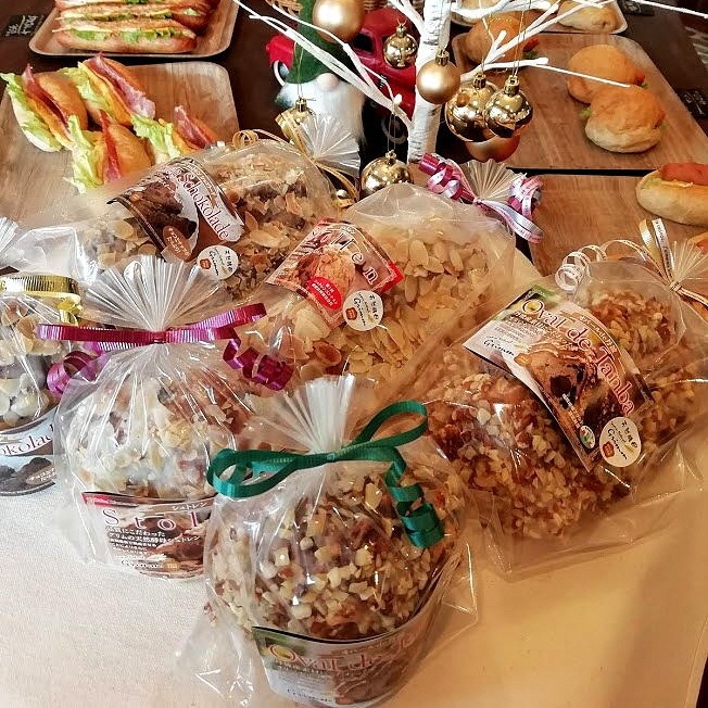 天然酵母 シュトレン・オバールde丹波 ハーフ 約300g《天然酵母パン グリム》第1回全国シュトレンコンテスト入賞 亀岡地域ブランド認定品｜シュトレン クリスマス プレゼント ふるさと納税