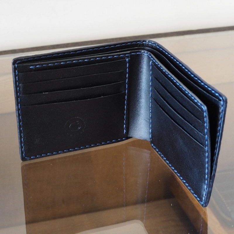 藍染めクロコダイル二つ折り財布 本革 クロコダイル ヌメ革 鰐 高級 財布 二つ折り レザー 長財布 ワニ本革 ワニ革 手作り メンズ レディース プレゼント ギフト 贈り物 お祝い 誕生日 記念日 金運 風水 八幡市 京都 革工房むくり