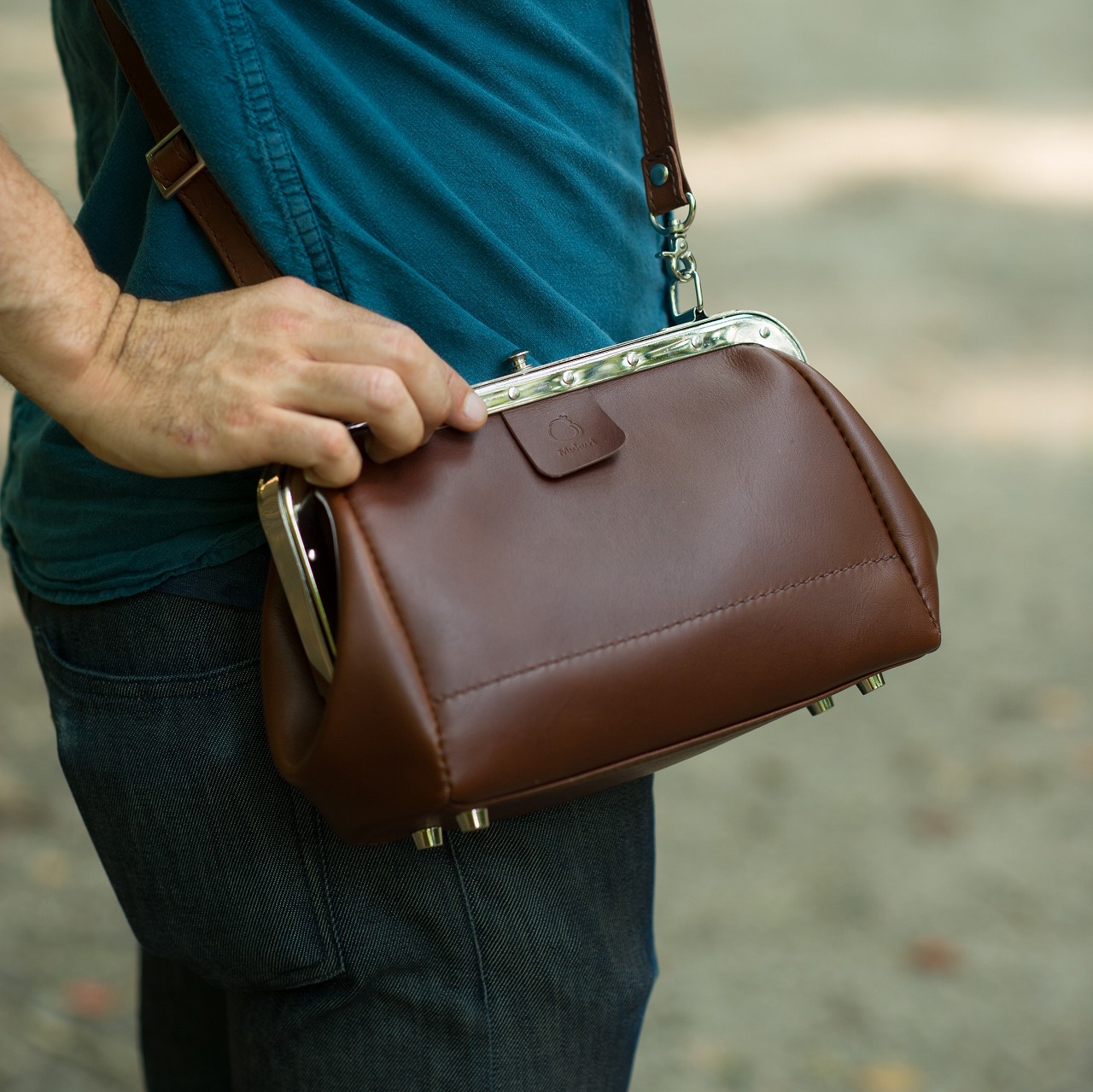 ã京éœå¡å±±é»éã§æ¡çšãè»æãã°ã ã°ã¬ãŒ çé© ã¹ã ãŒã¹ã¬ã¶ãŒ ã¬ã¶ãŒ åœç£ é è©æã æããã ã·ã§ã«ã㌠ã·ã§ã«ããŒããã° ããã° ãã°ã ã«ãã³ ãããã æäœã ãã¬ãŒã³ã ã®ãã èŽãç© é©å·¥æ¿ããã