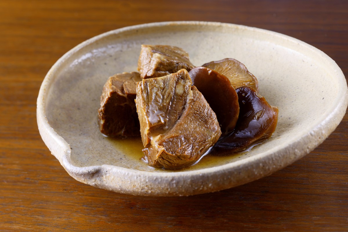 紫野和久傳【牛とあわび茸の旨煮】