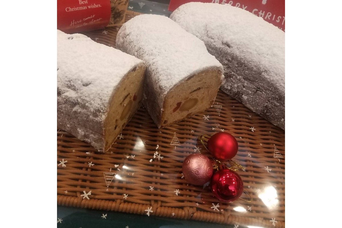 本場ドイツの味！熟成シュトーレン 毎日が特別な日に変わる、ブーランジェリータカタの「手作りシュトーレン」ハーフ