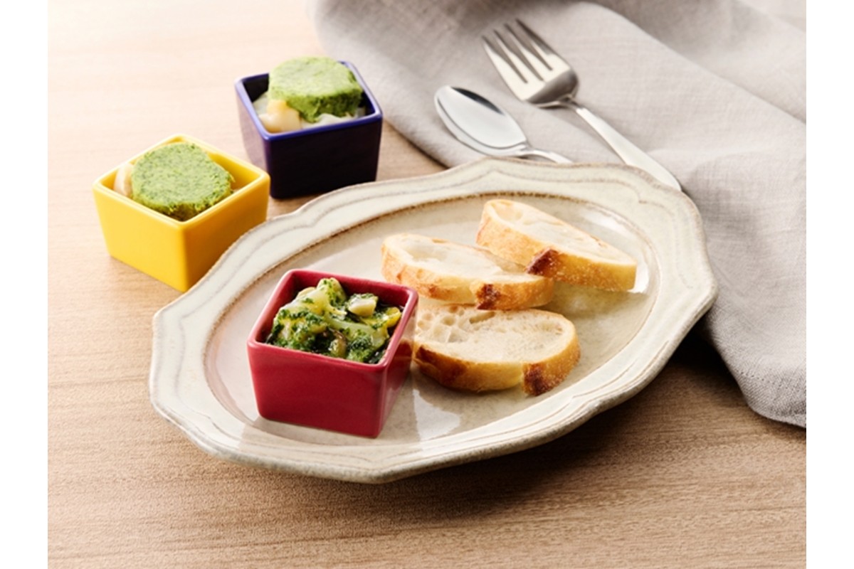 ãã€è²ã®ãã«ãŽãŒãã¥é¢šïŒ4åã»ããïŒã³ã³ããåšä»ã