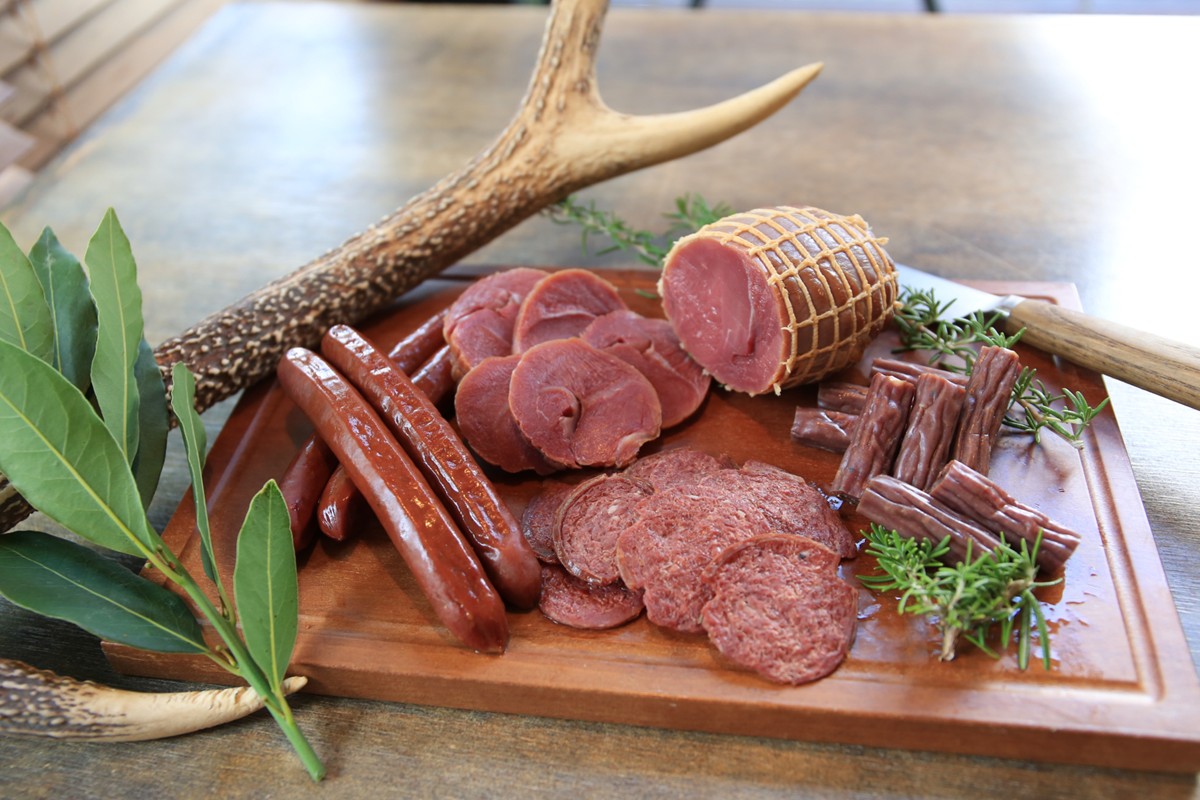 京丹後産鹿肉ジビエプレミアムセット（ハム・ソーセージ・カレーなど5種11点）