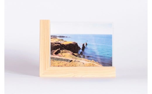 【ふるさと納税/職人手作り】縦横兼用で便利　おしゃれな無垢の木のフォトフレーム L版