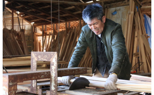 【訳あり】焚き付け用 薪 約15kg