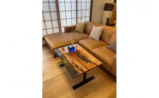 äžçã«äžã€ã®ã¬ãžã³ããŒãã«ãªãŒããŒå®¶å
·ïŒã¯ãŒãã³åž300äžååïŒ