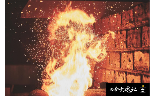 オーダーメイドの日本刀（短刀：長さ24cm程度）拵付き 装飾　鞘　鍔