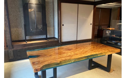 世界に一つのレジンテーブルオーダー家具（クーポン券150万円分）