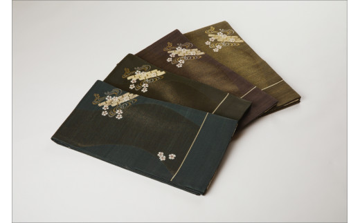 äž¹åŸã®è€åžãè¢åž¯ã倩ã®å·ããæ¿ãç·