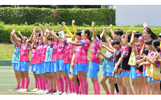 KYOTO TANGO QUEENS縺ョ豢サ蜍墓髪謠エ 1蜿」 100,000蜀縲占ソ皮、シ蜩√↑縺励