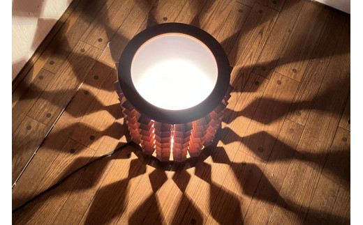 賽の目　照明器具・フロアーライトS　1台