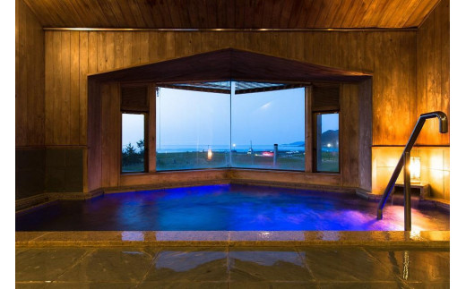 京都・丹後の旅の宿 万助楼　ご宿泊クーポン券12,000円分