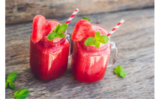 【先行予約】みんな大好き！甘～ぃ！シャリ美味！！京丹後産小玉スイカ！！1玉（ひとりじめ、姫甘泉、ひめまくら、砂丘たまごから1種類）（2026年7月上旬～発送）　YK00532